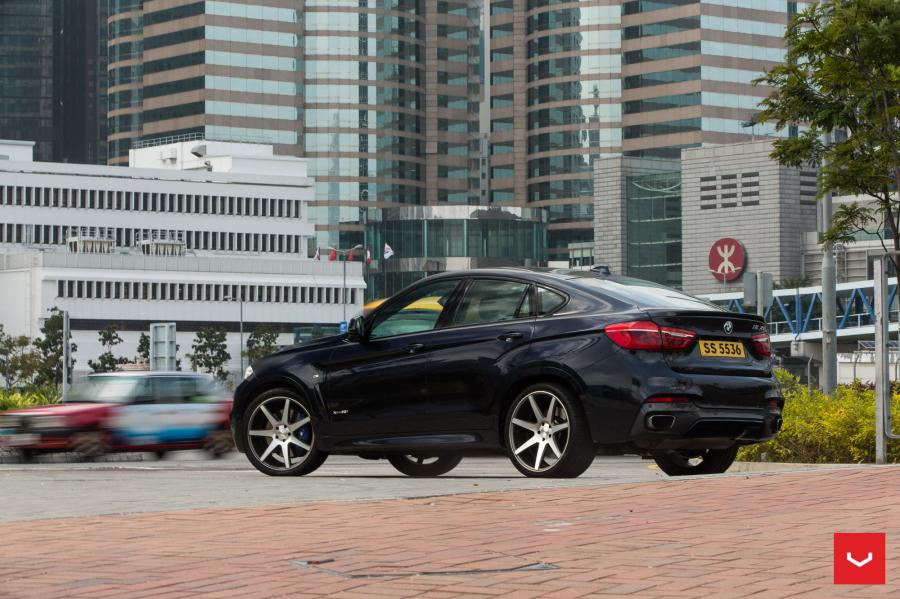  BMW X6 M on Vossen Wheels (CV7) 2018 года  (фото 15 из 23)
